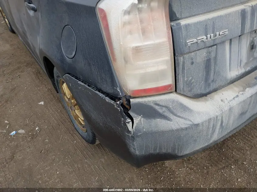 2010 TOYOTA PRIUS IV