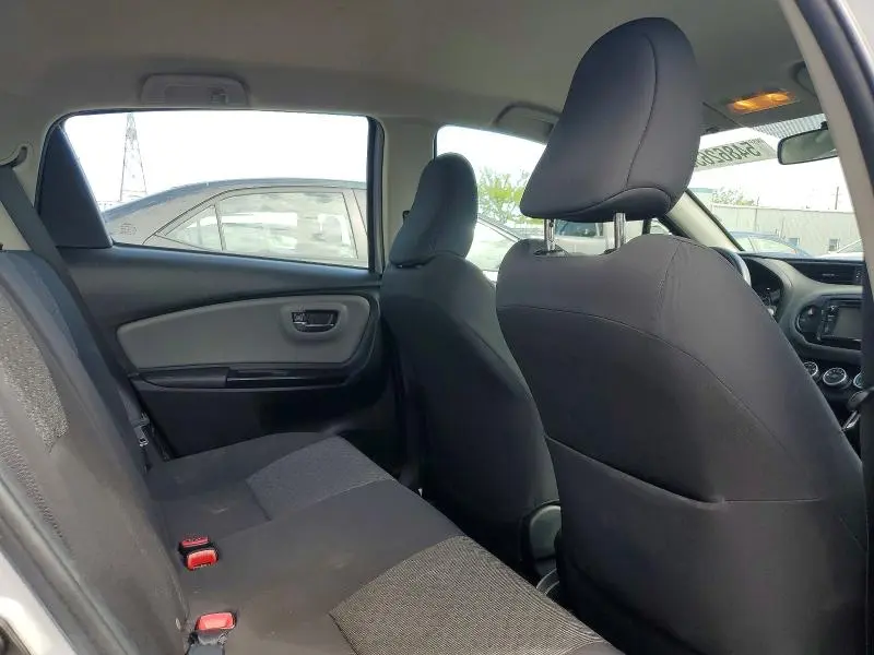 2015 TOYOTA YARIS 5-DOOR L  