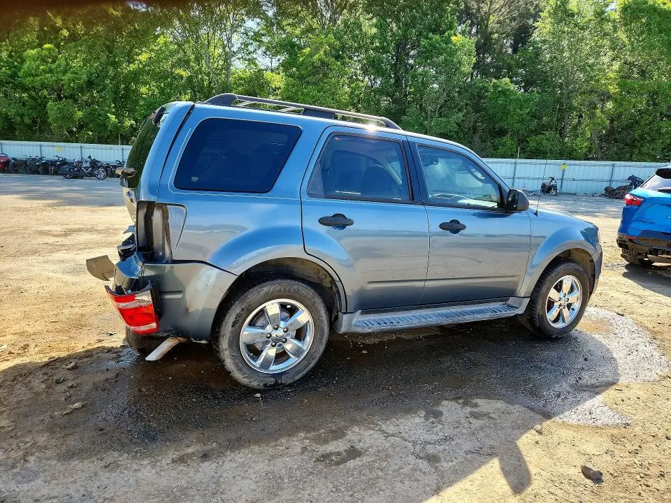 2011 FORD ESCAPE XLT  