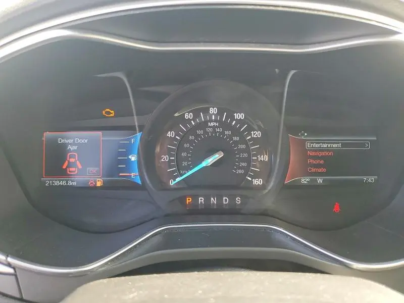 2016 FORD FUSION SE  