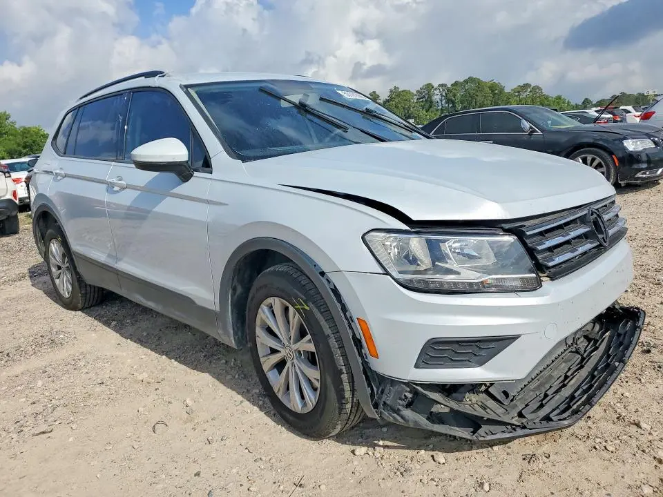 2018 VOLKSWAGEN TIGUAN   