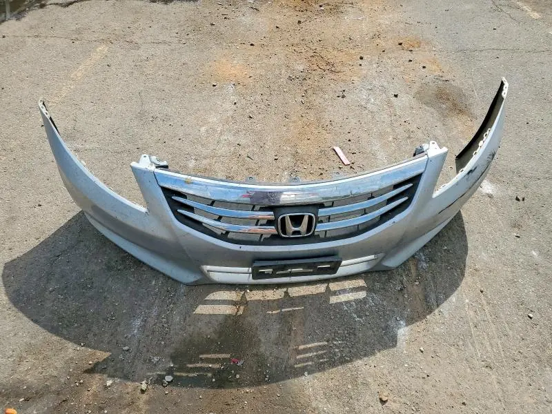 2011 HONDA ACCORD LX  