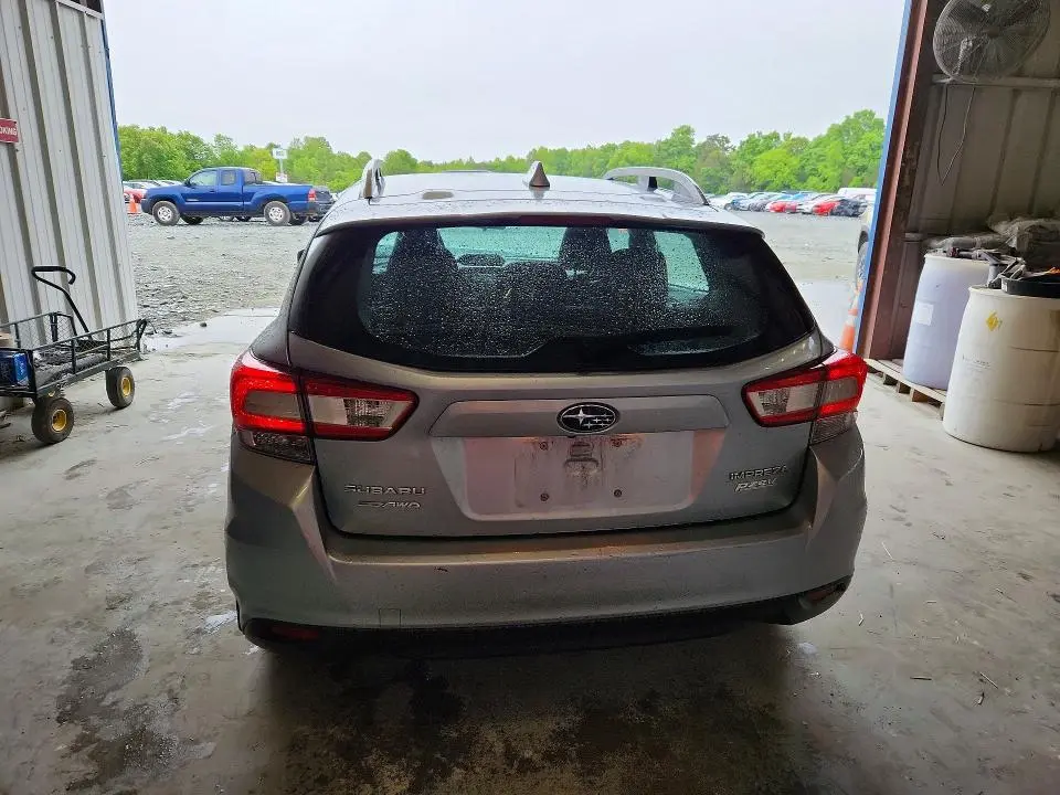 2017 SUBARU IMPREZA PREMIUM  