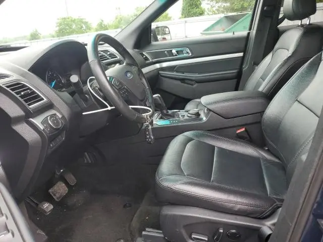 2017 FORD EXPLORER XLT  