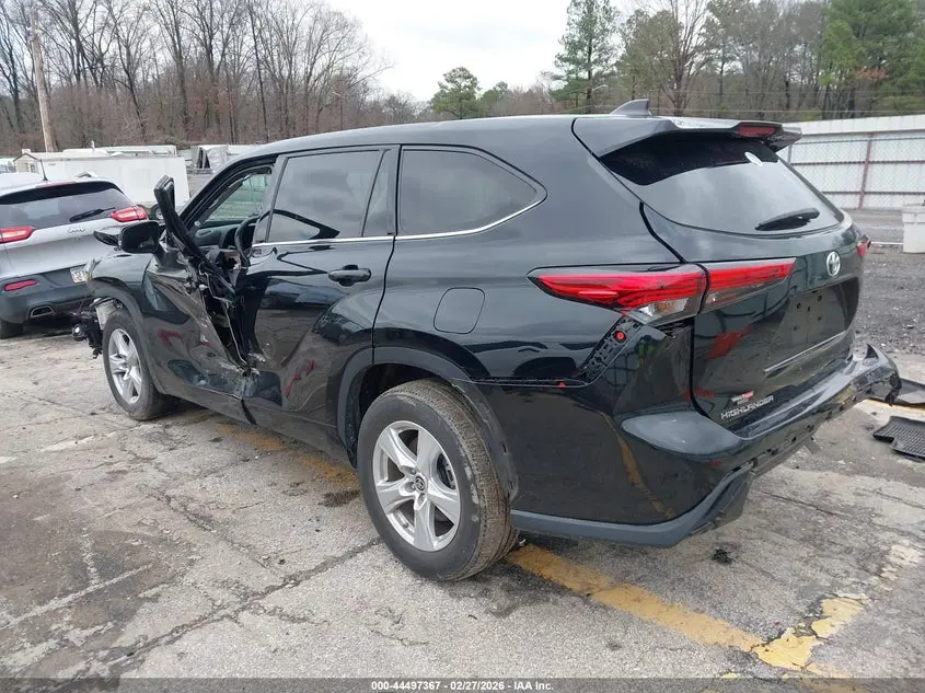 2022 TOYOTA HIGHLANDER L