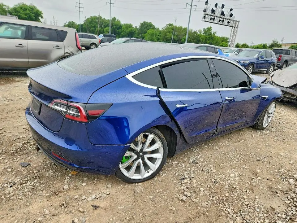 2019 TESLA MODEL 3   