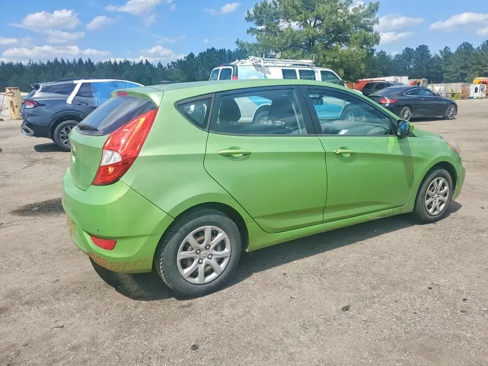 2014 HYUNDAI ACCENT GS  