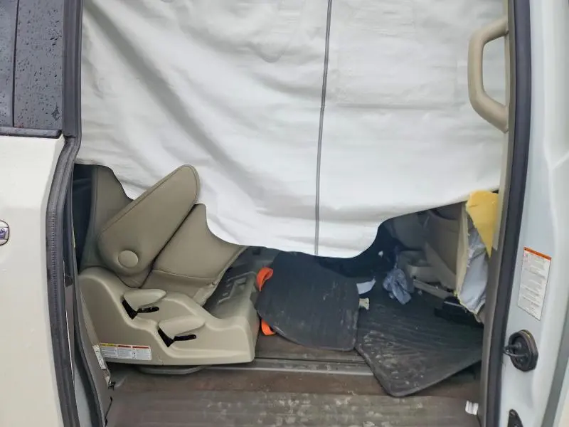 2017 TOYOTA SIENNA XLE 8-PASSENGER  