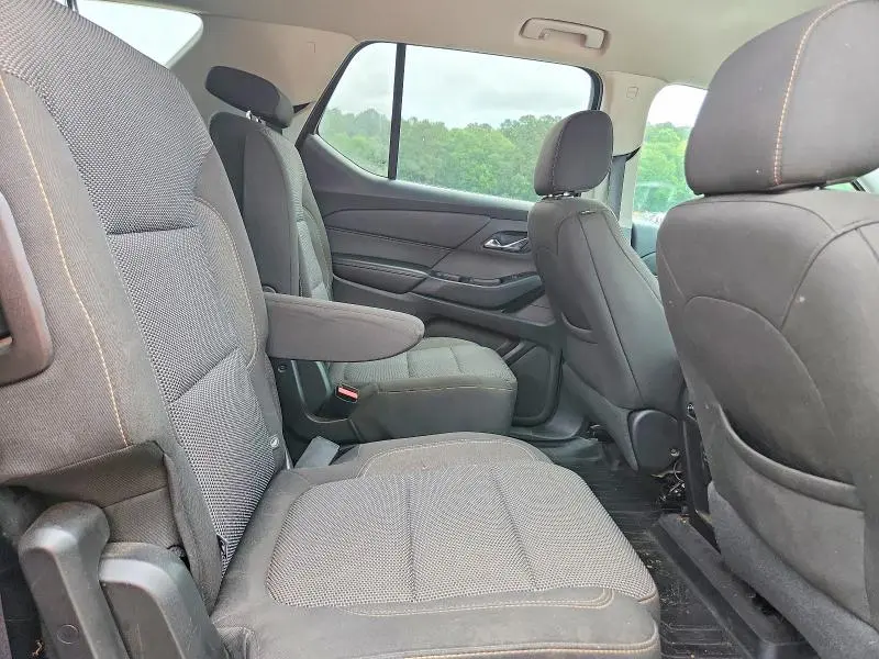2018 CHEVROLET TRAVERSE LT  