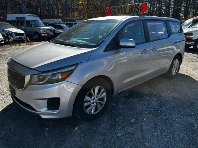 2017 KIA SEDONA L  