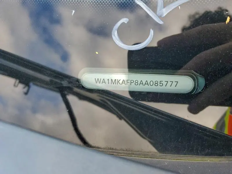 2010 AUDI Q5 PREMIUM PLUS  