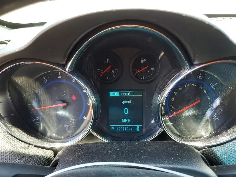 2015 CHEVROLET CRUZE LT  