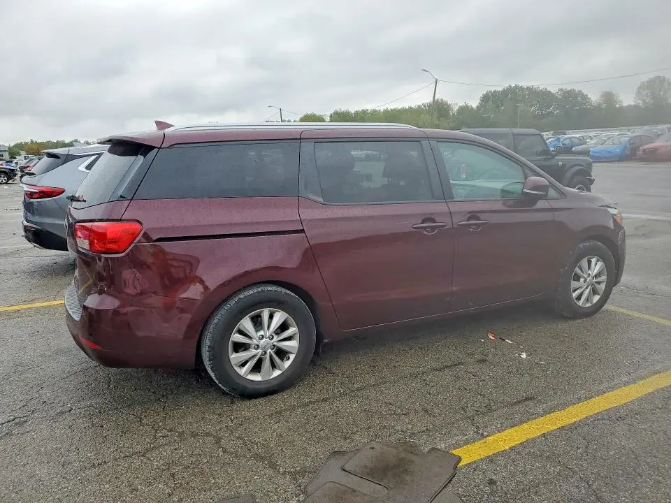2017 KIA SEDONA LX  