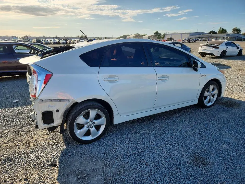 2012 TOYOTA PRIUS FIVE  