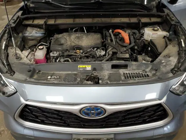 2023 TOYOTA HIGHLANDER HYBRID XLE  