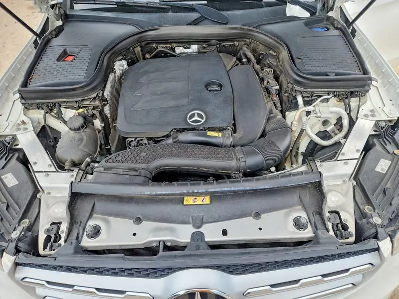 2020 MERCEDES-BENZ GLC 300  