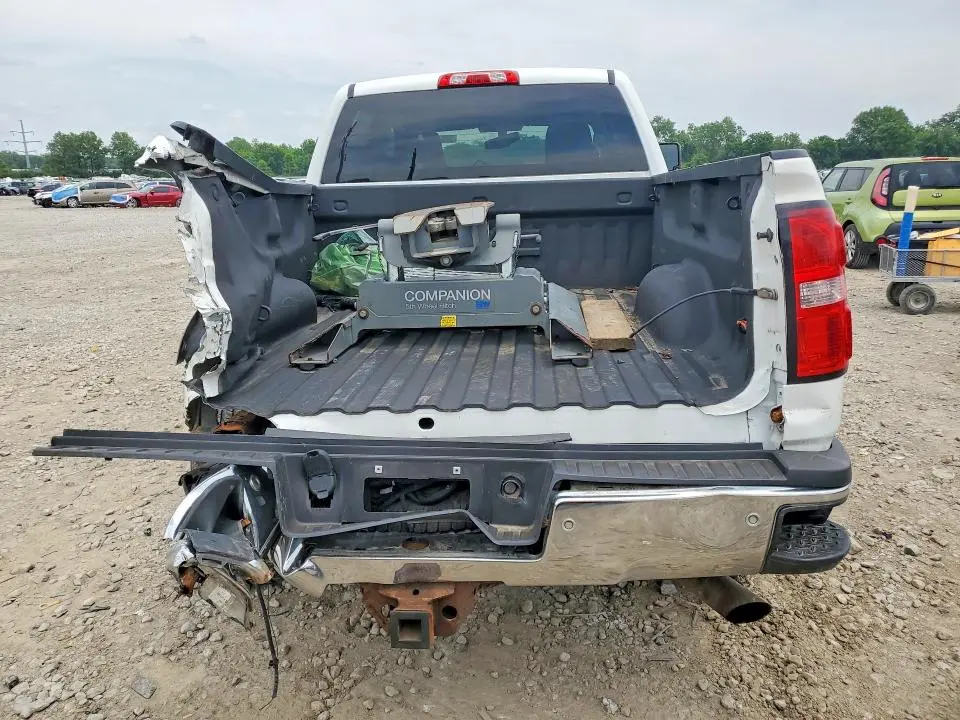 2016 GMC SIERRA K2500 SLT  