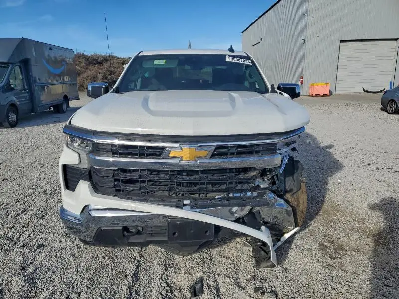 2025 CHEVROLET SILVERADO K1500 LT  