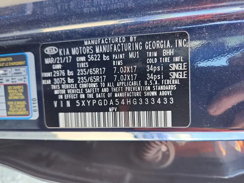2017 KIA SORENTO LX V6  