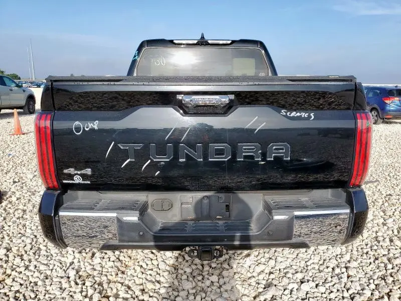 2023 TOYOTA TUNDRA CREWMAX PLATINUM  