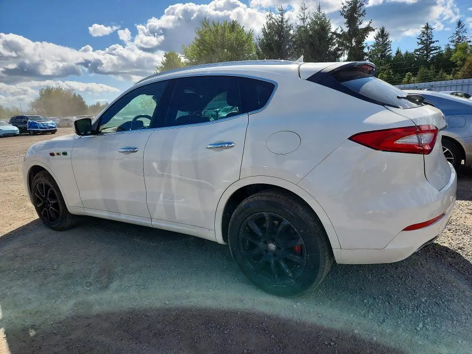 2017 MASERATI LEVANTE LUXURY  