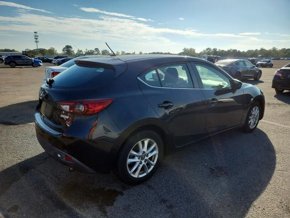 2015 MAZDA 3 TOURING  