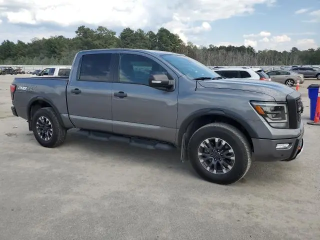 2021 NISSAN TITAN SV  