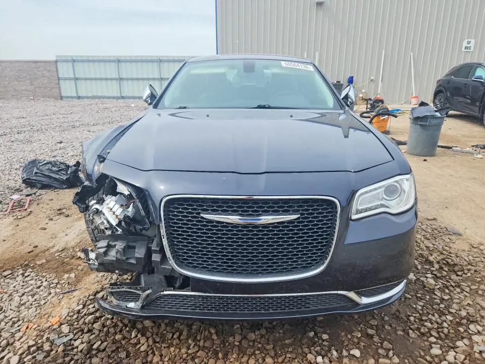 2017 CHRYSLER 300 LIMITED  
