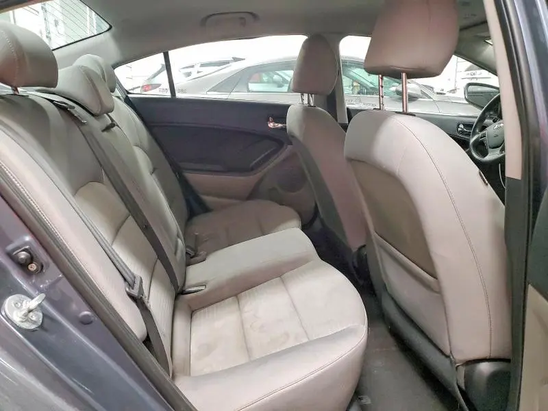2016 KIA FORTE LX  