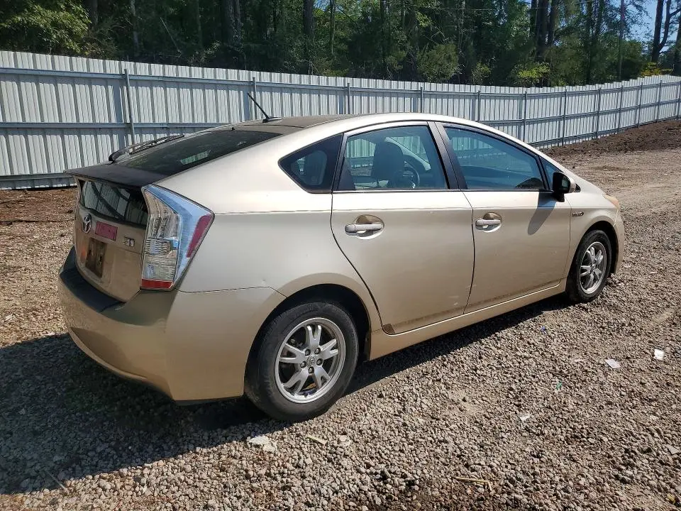 2011 TOYOTA PRIUS TWO  