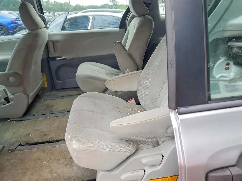2012 TOYOTA SIENNA BASE 7-PASSENGER  
