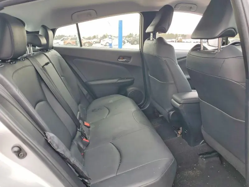 2016 TOYOTA PRIUS FOUR  