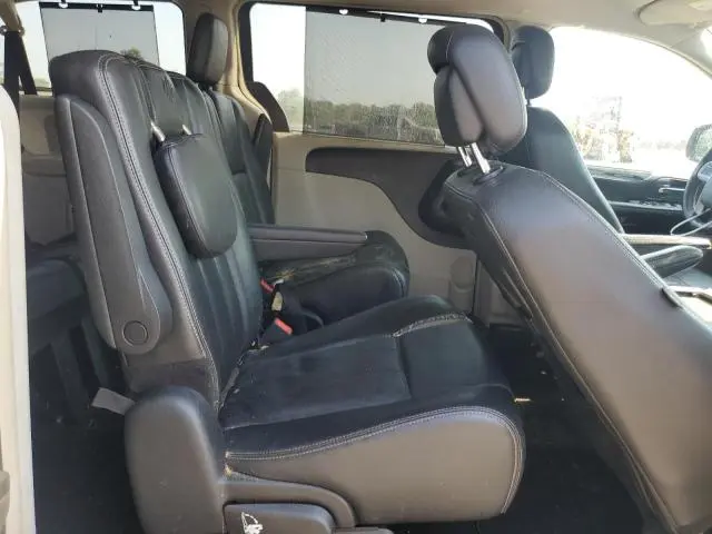 2013 CHRYSLER TOWN & COUNTRY TOURING L  