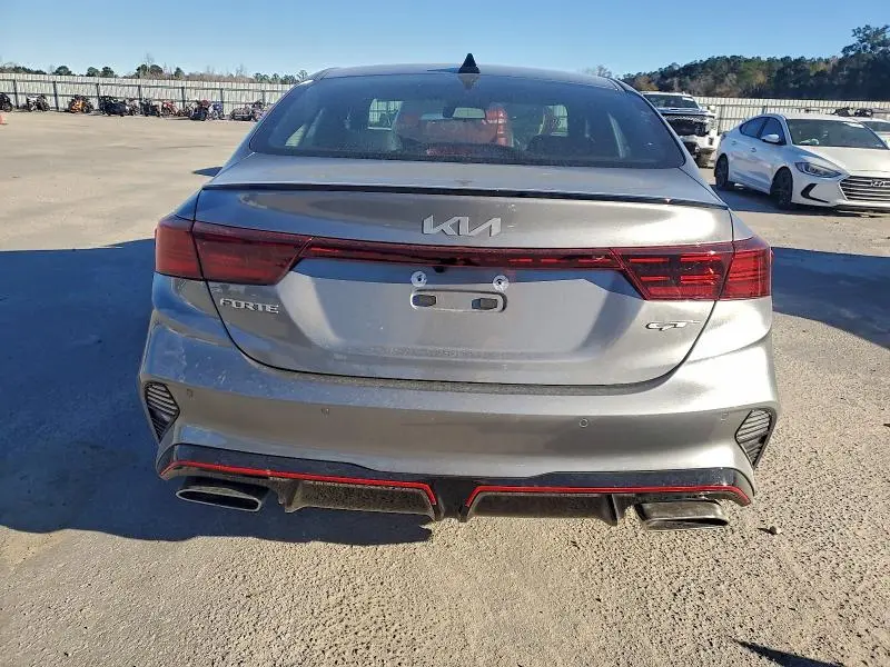 2024 KIA FORTE GT  