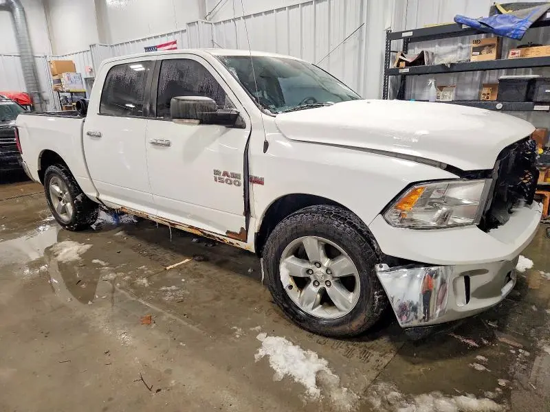 2014 RAM 1500 SLT  
