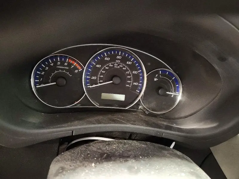 2010 SUBARU FORESTER XS  