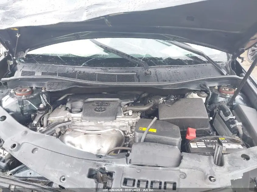 2014 TOYOTA CAMRY XLE