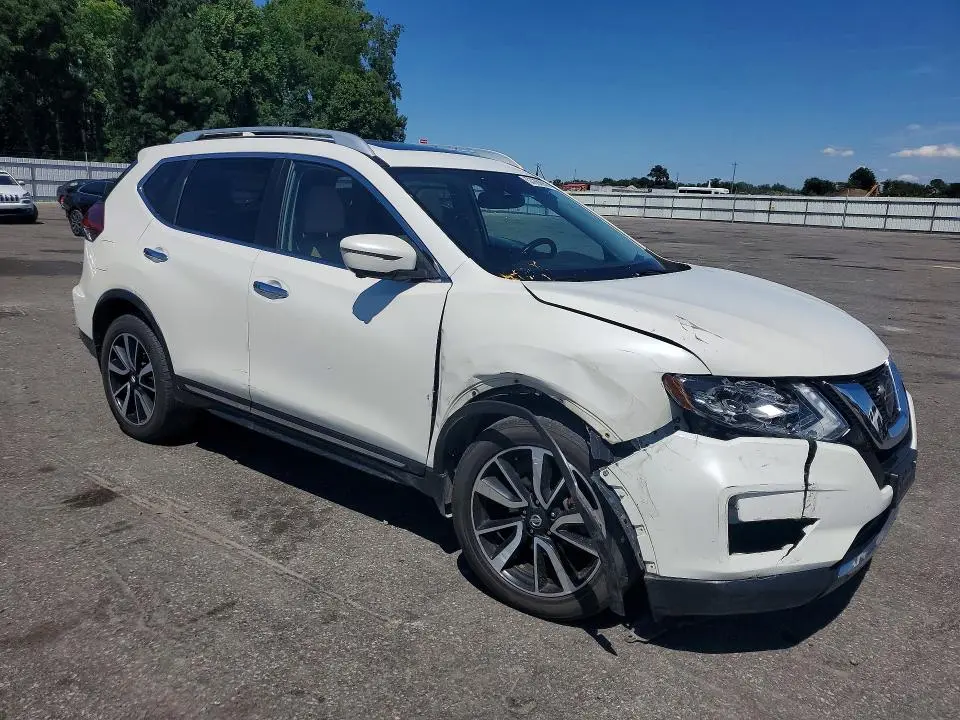 2018 NISSAN ROGUE SL  