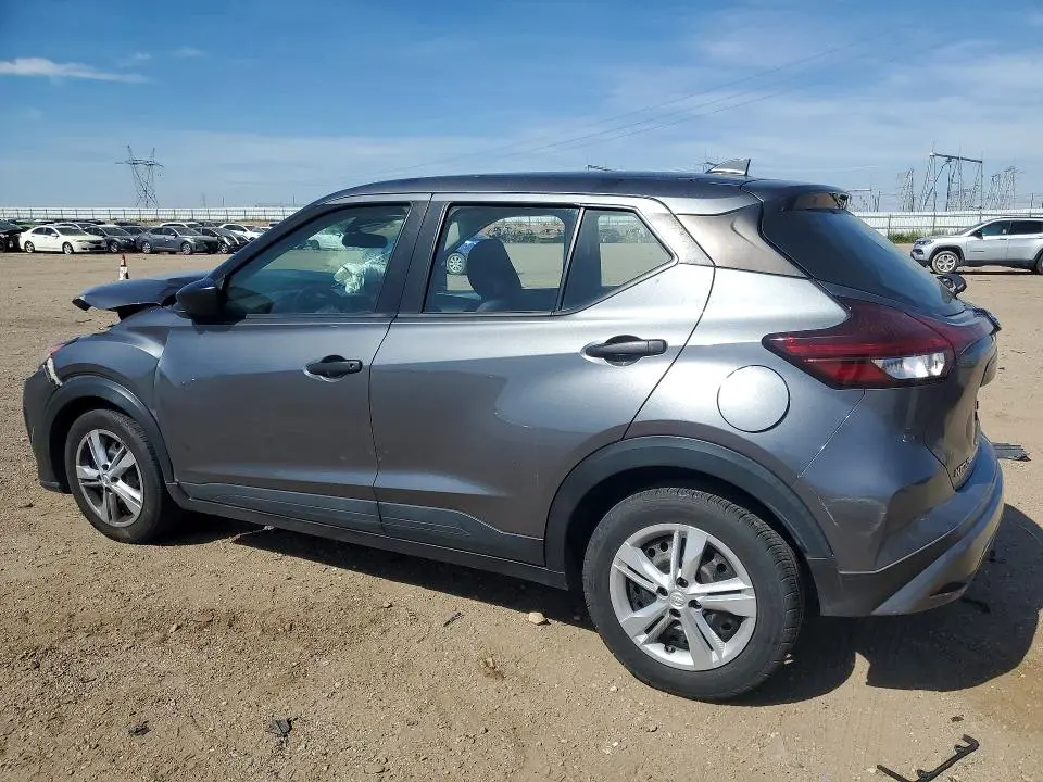 2021 NISSAN KICKS S  