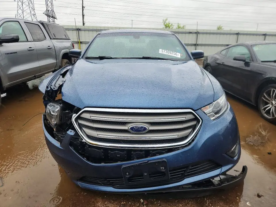 2018 FORD TAURUS SEL  