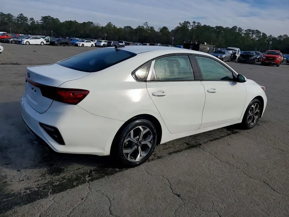 2020 KIA FORTE LXS  