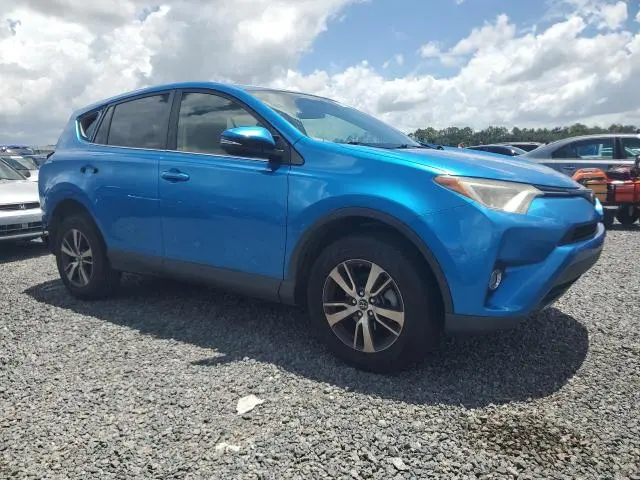 2018 TOYOTA RAV4 XLE  