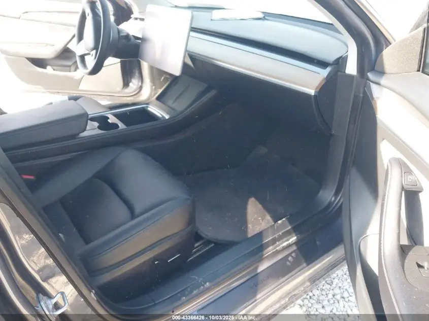 2023 TESLA MODEL 3 REAR-WHEEL DRIVE