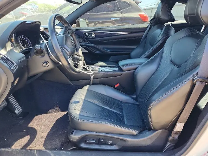 2017 INFINITI Q60 RED SPORT 400  