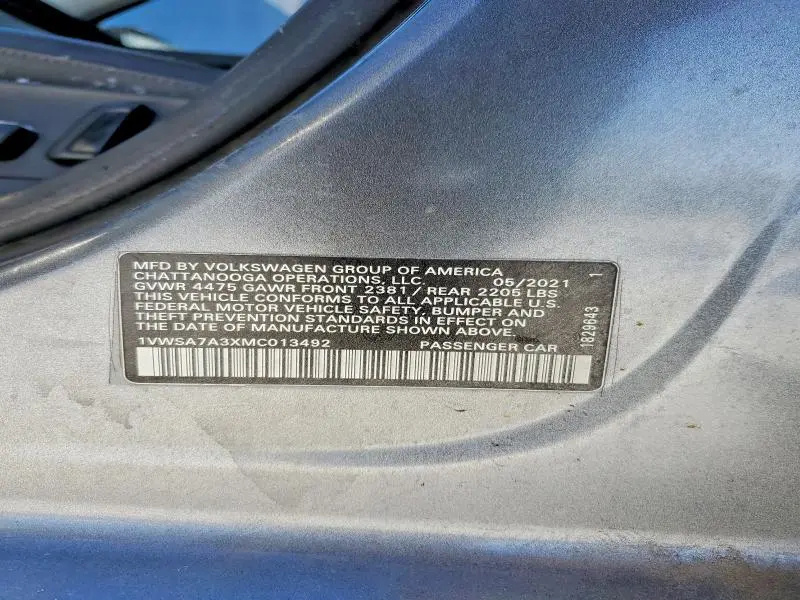 2021 VOLKSWAGEN PASSAT SE  