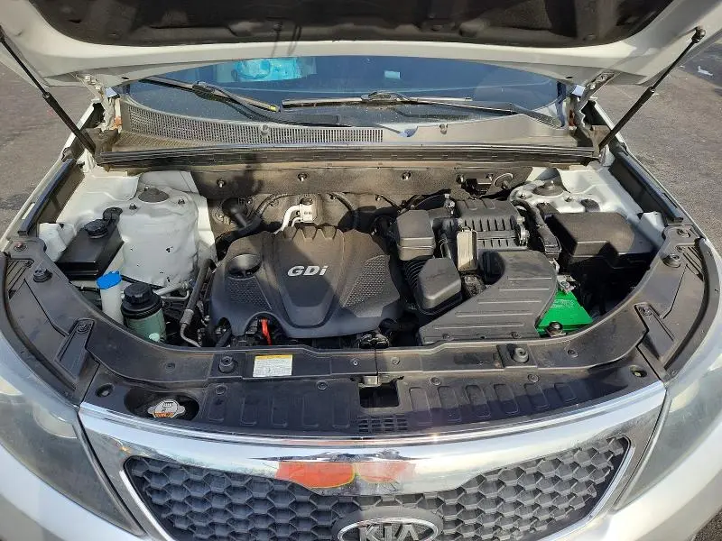 2013 KIA SORENTO LX  