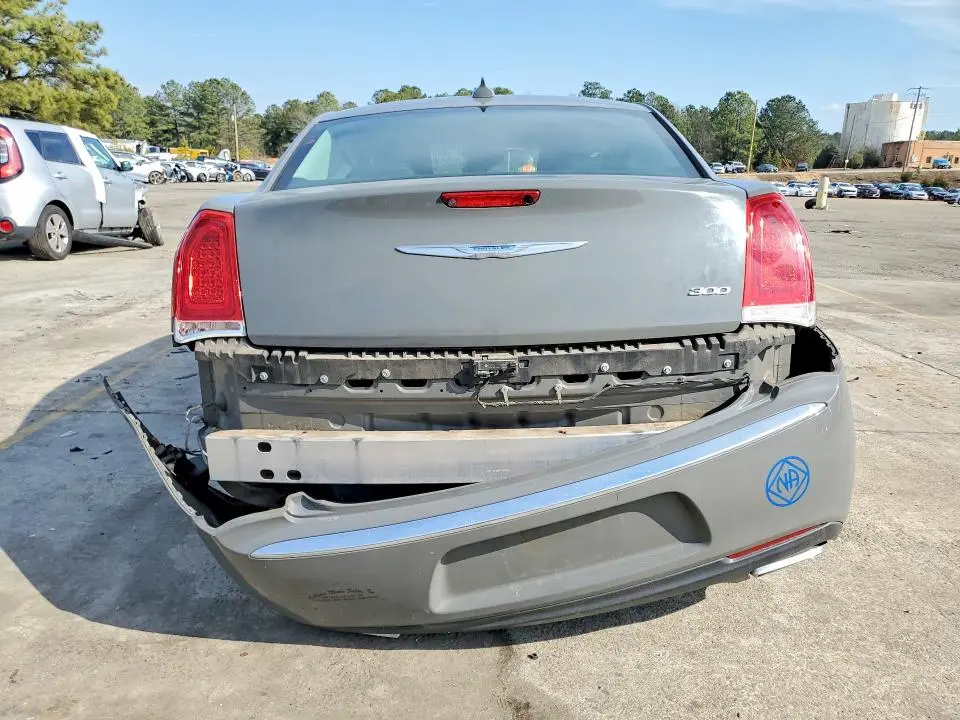 2017 CHRYSLER 300 LIMITED  
