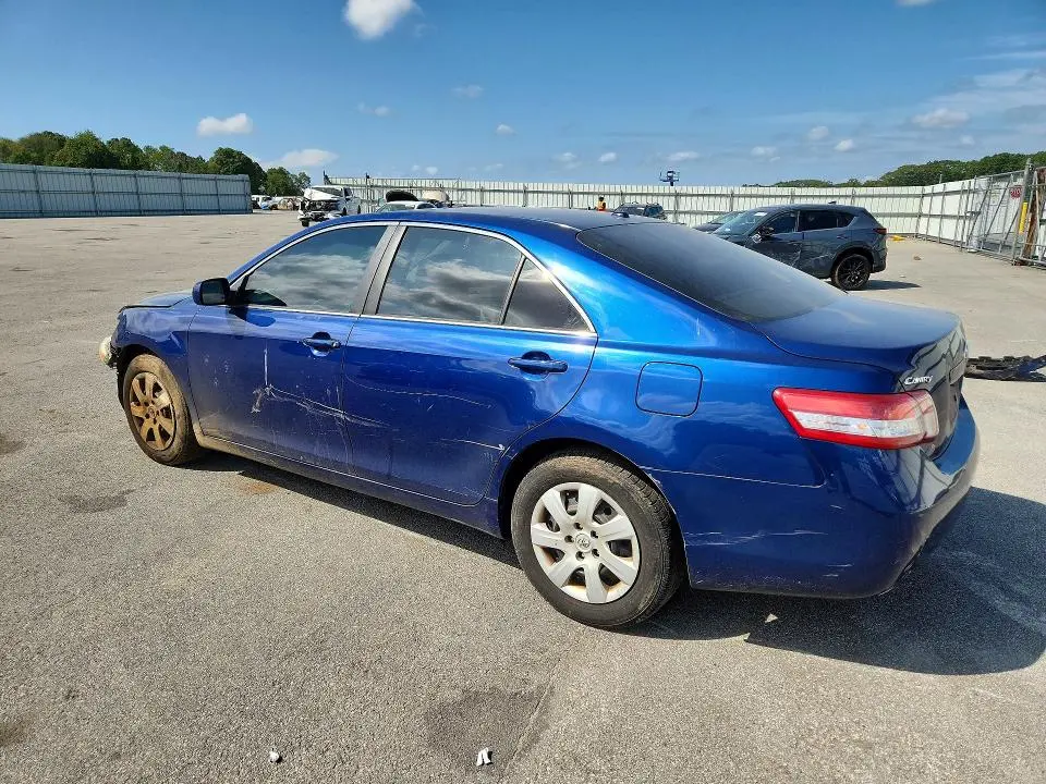 2010 TOYOTA CAMRY LE  