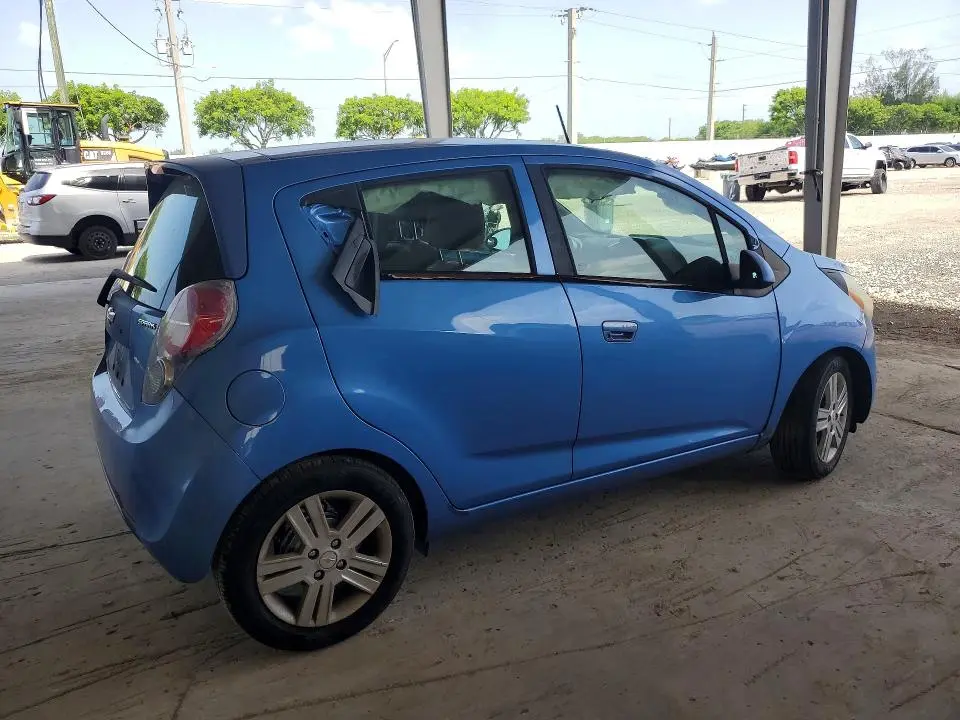 2013 CHEVROLET SPARK 1LT  