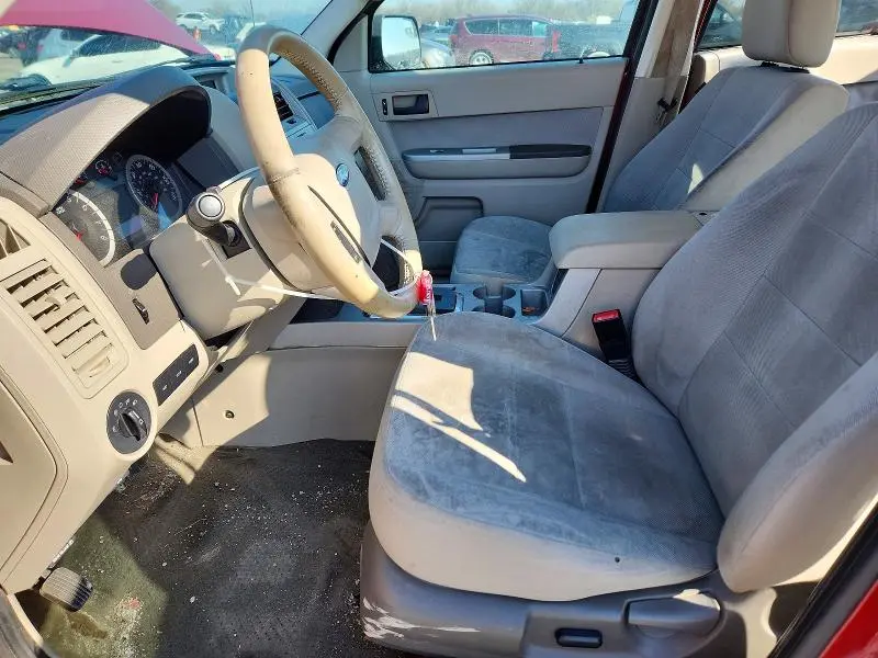 2010 FORD ESCAPE XLT  